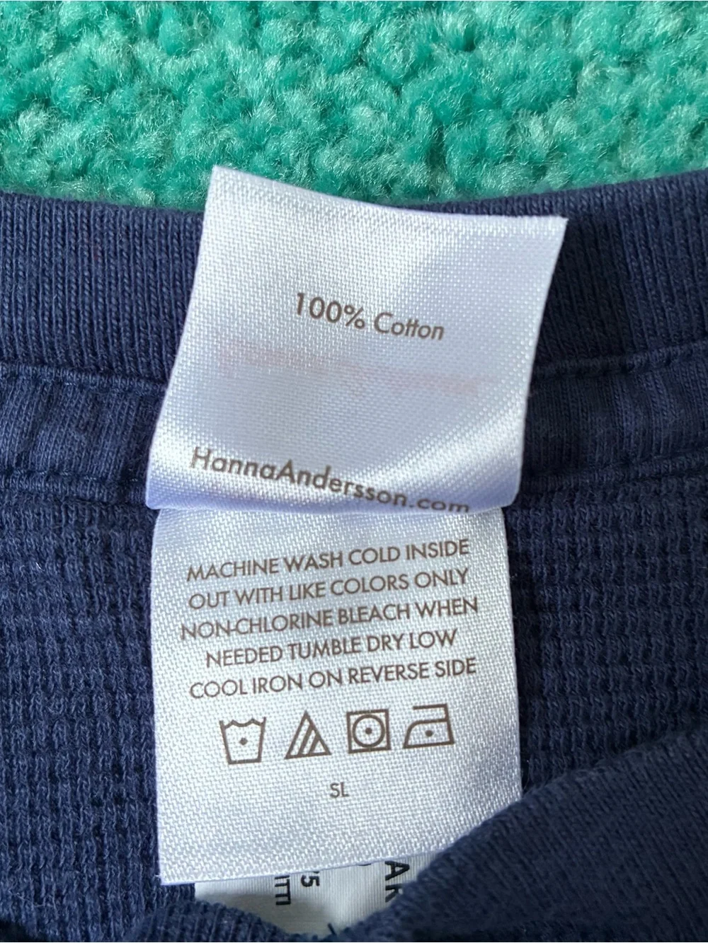 Hanna Andersson Evergreen Trees Thermal Henley Tee (Navy/Green) Size 6-7